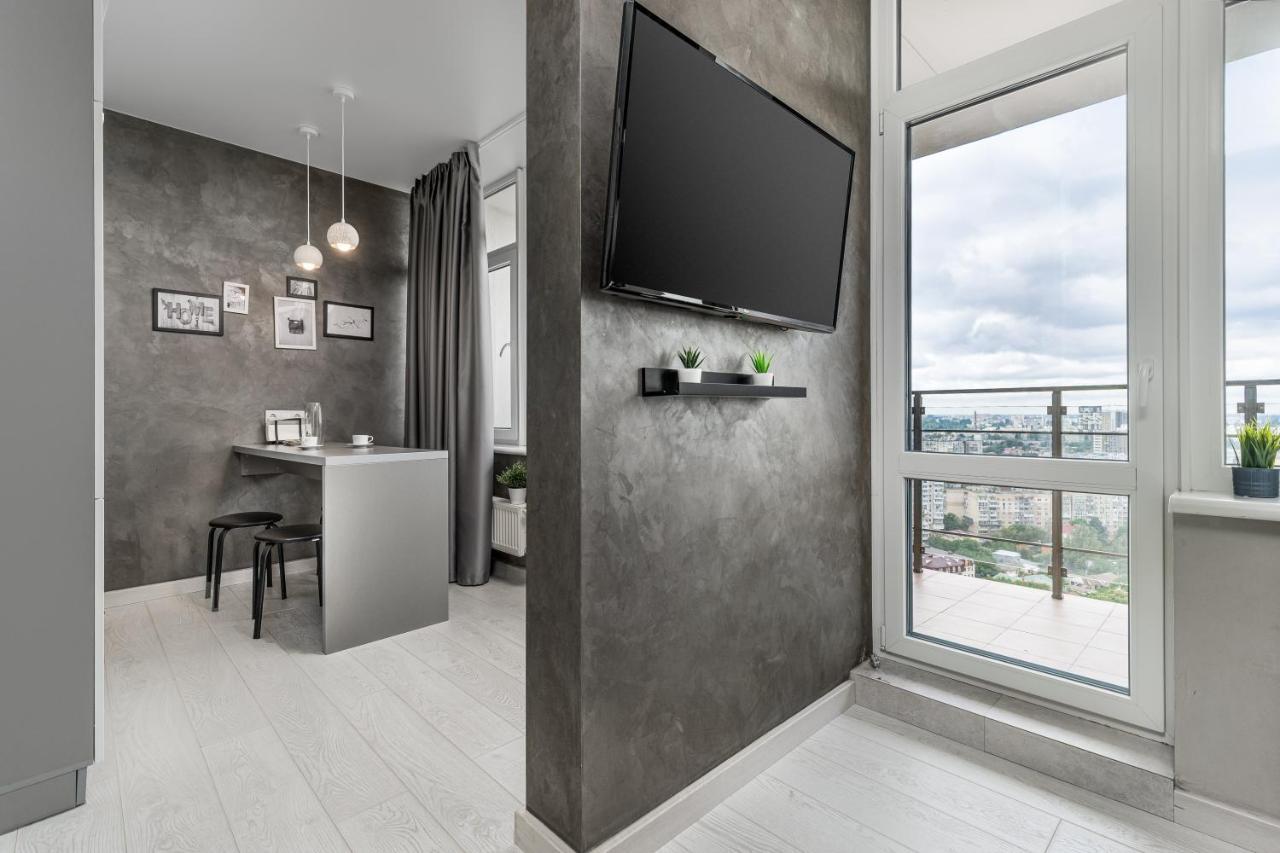 Razor Apartment With Terrace, Kamanina Odessza Kültér fotó